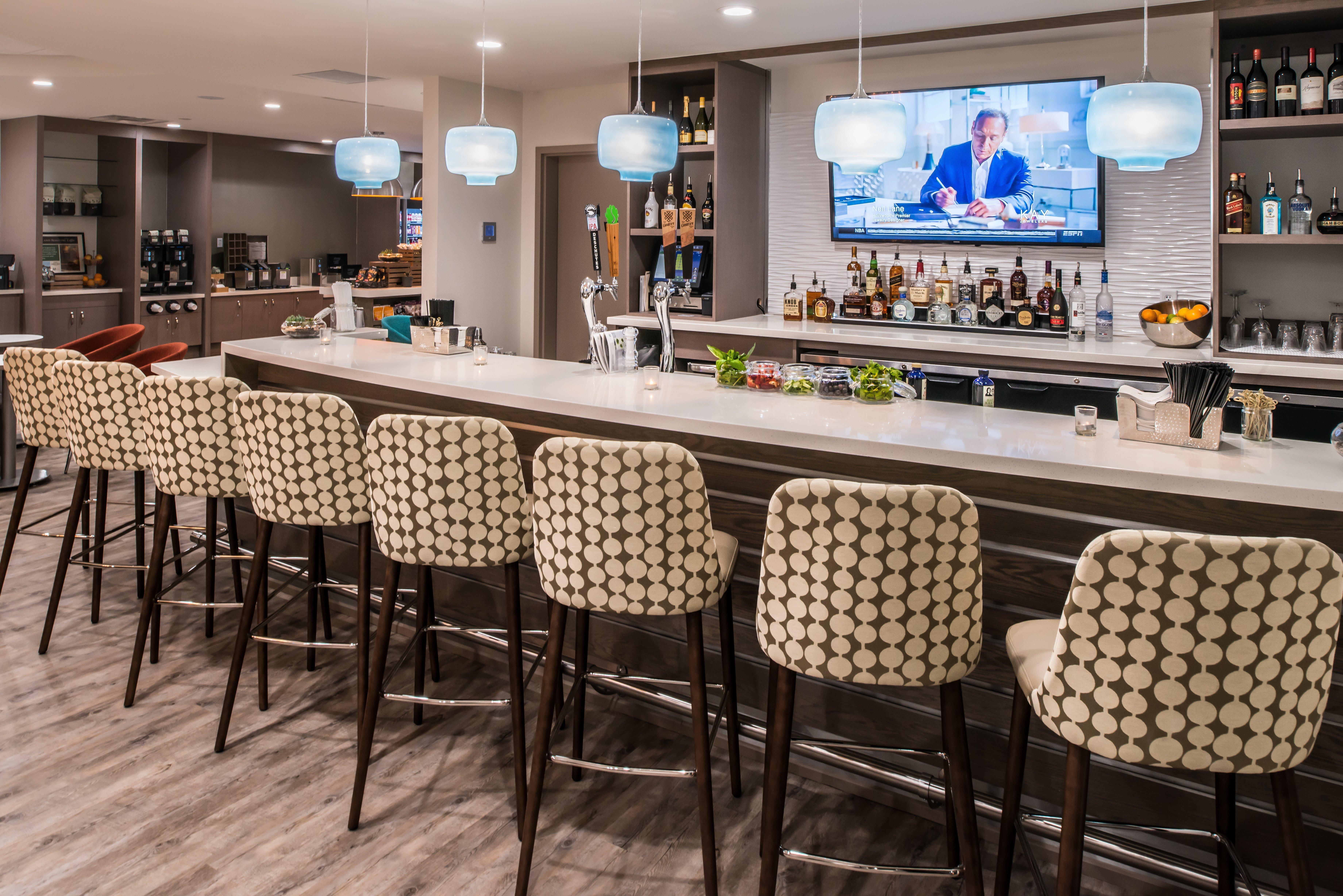 Even Hotel Eugene By Ihg Exterior photo