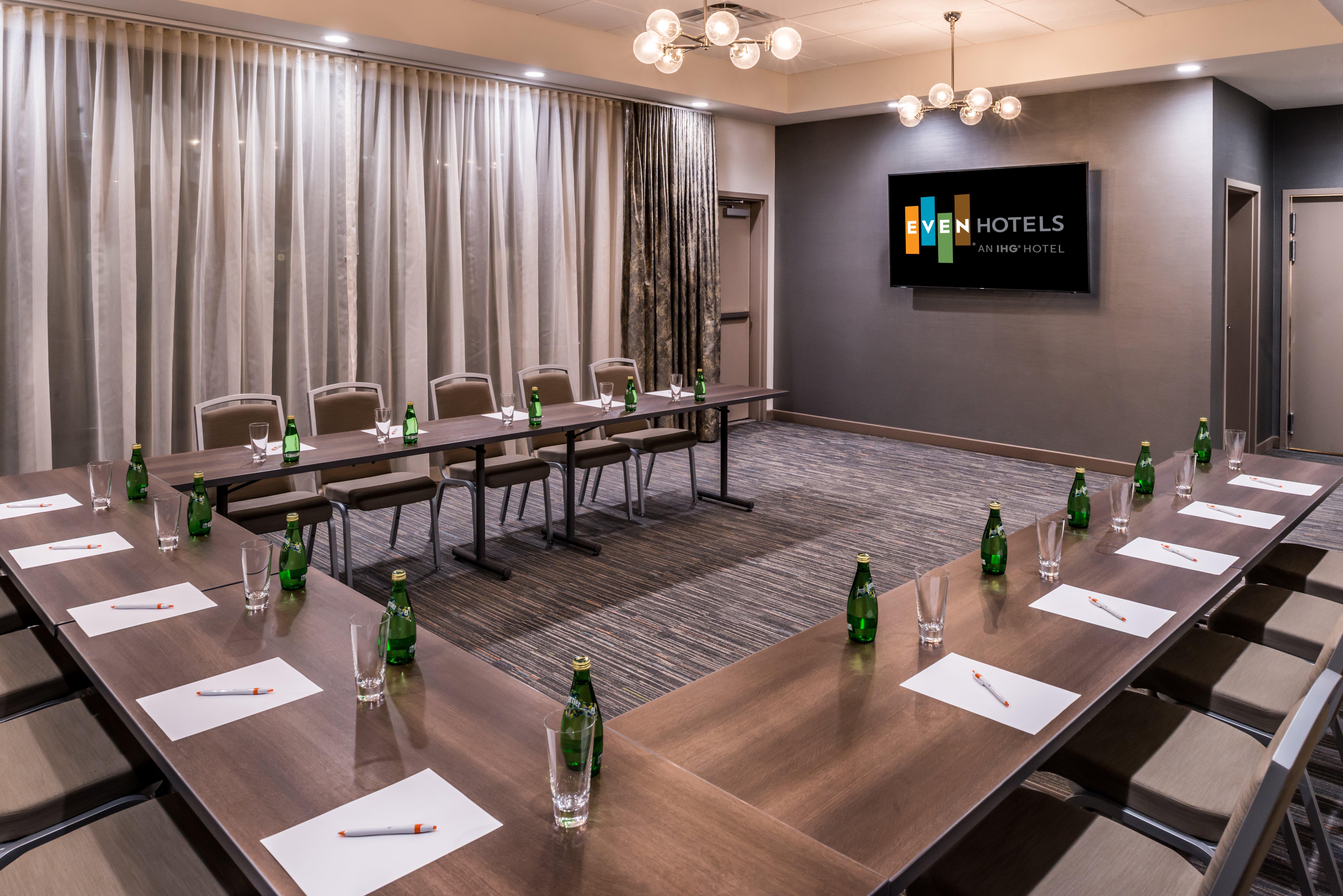 Even Hotel Eugene By Ihg Exterior photo