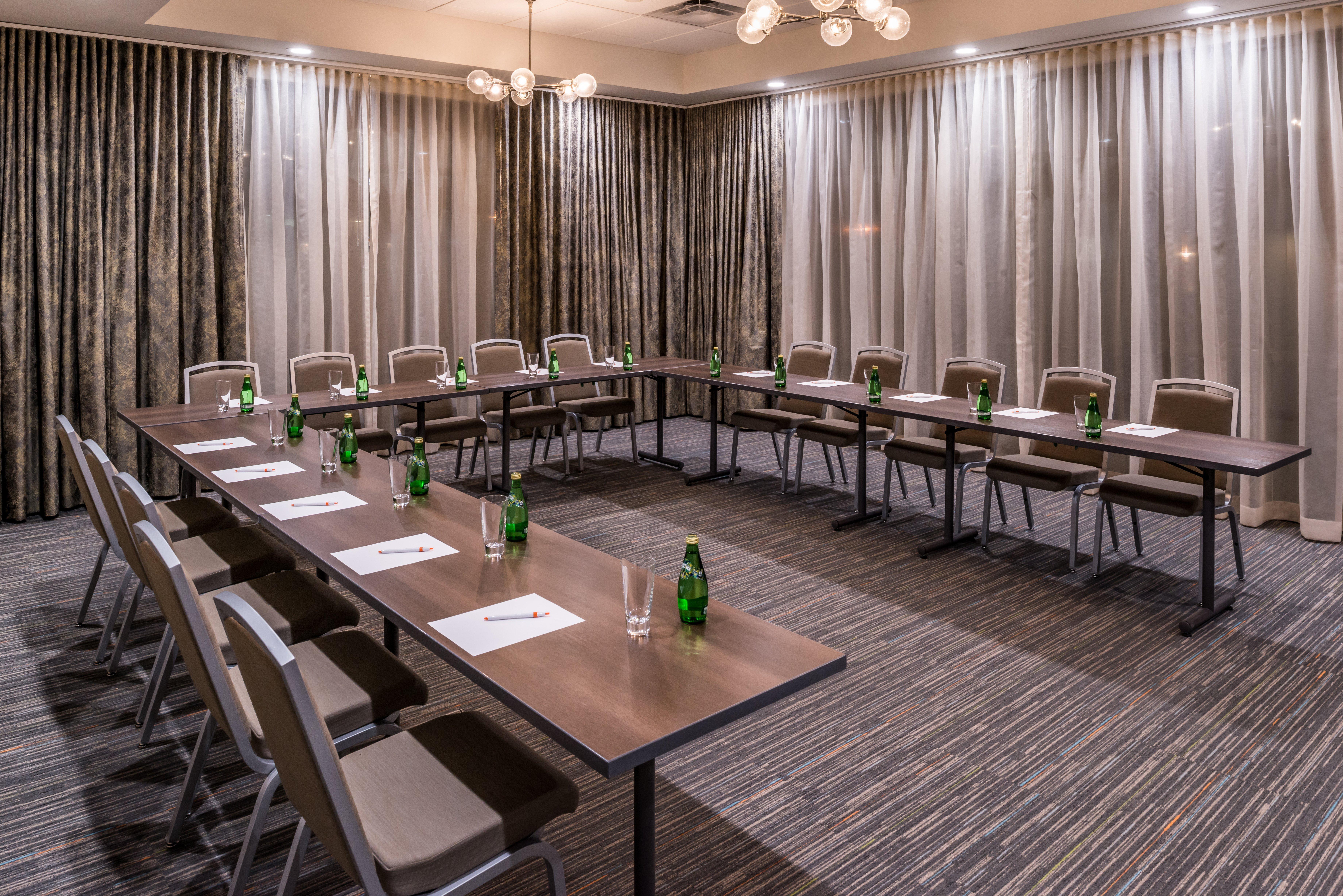 Even Hotel Eugene By Ihg Exterior photo
